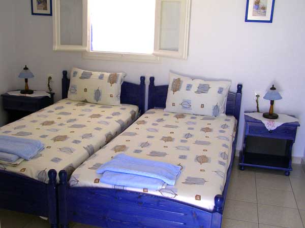 bedroom, accomodation, donusa